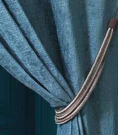 Curtain